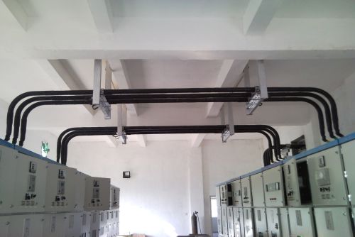 全絕緣管型母線